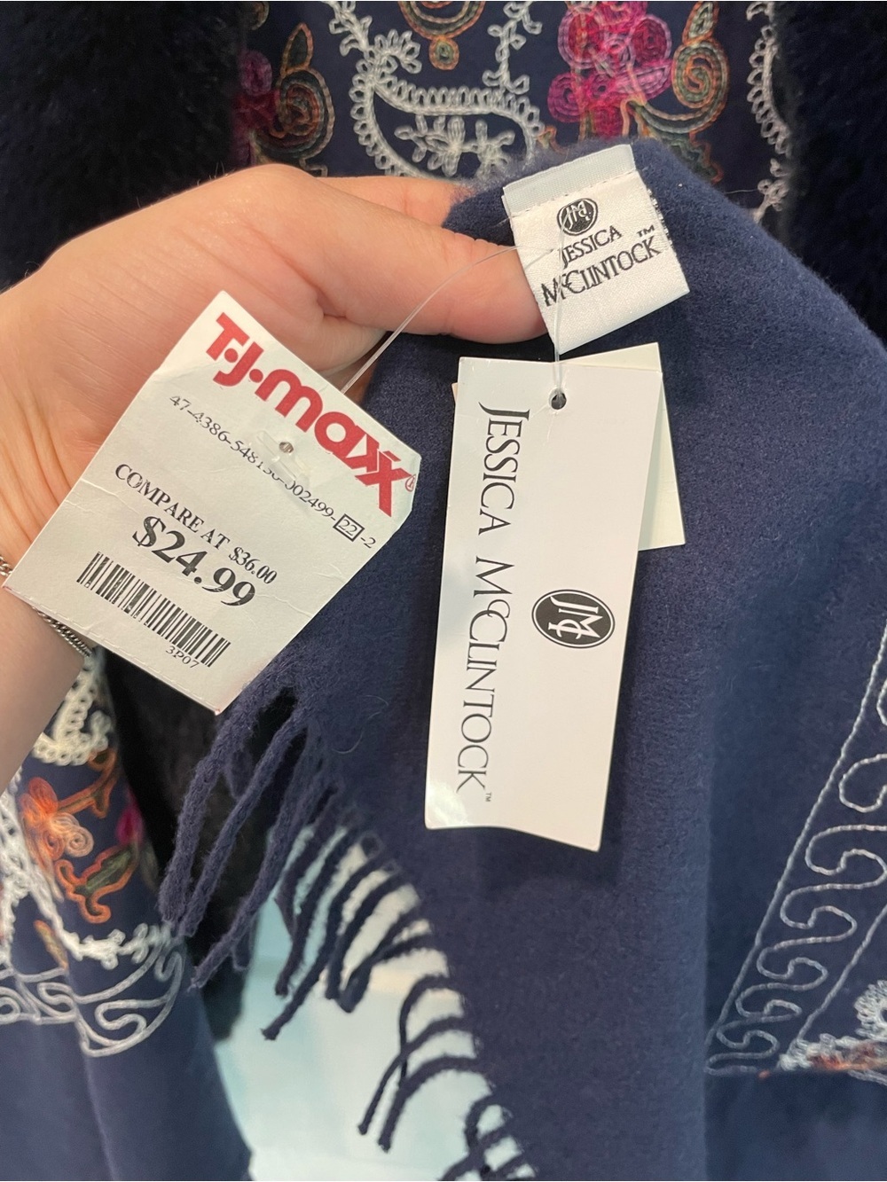 Jessica McClintock Navy Floral Paisley Shawl with Blue Faux Fur Collar - Picture 4 of 6